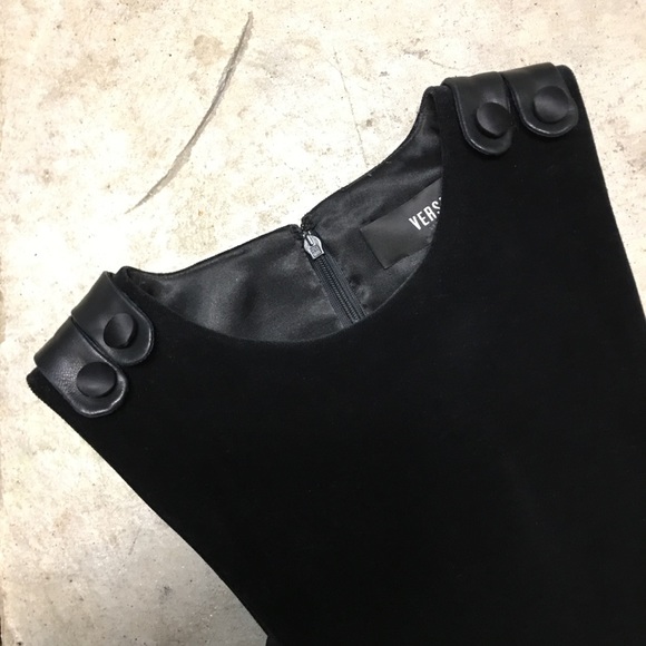 Authentic Versus by Versace Velvet Panelled LBD - Picture 4 of 8